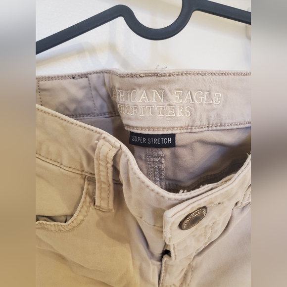 American Eagle tan jeggings - Picture 2 of 4